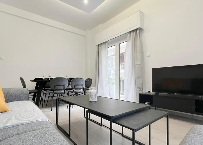 Aggelon Elegance 73Sqm Apt In Athens